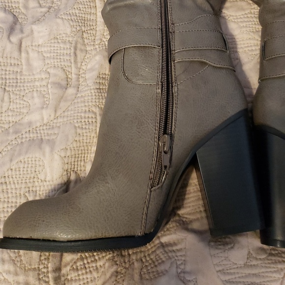 Shoes - Sayana Brown Boot, Size 7, 4 inch, NEVER WORN